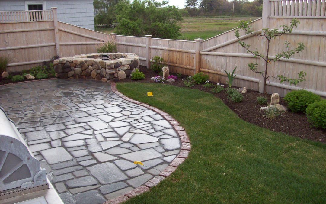 Mixed Material Patio Ideas