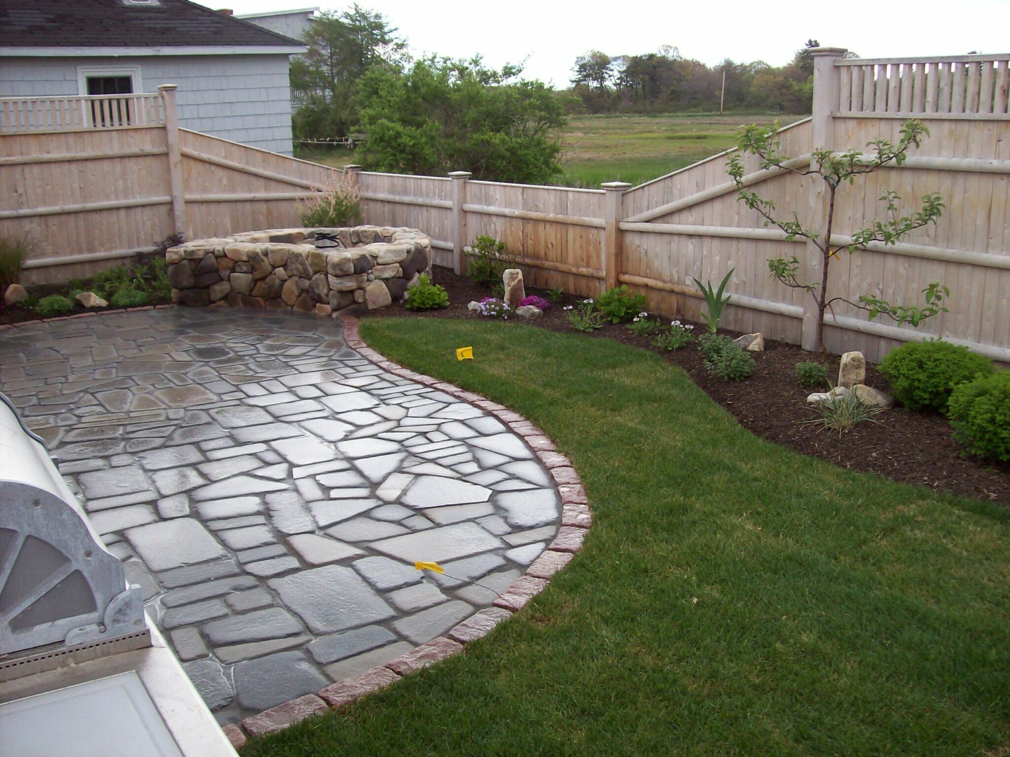 flagstone patio ideas