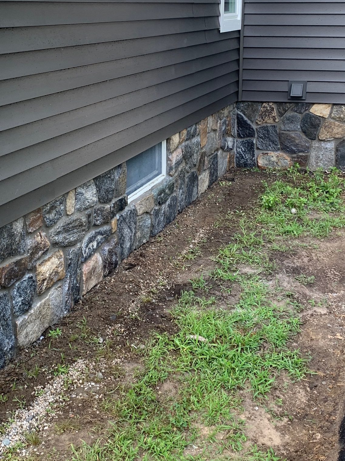 Stone Veneer around a hosue