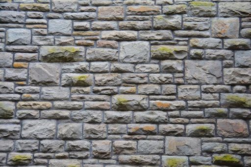 How Stone Walls And Veneer Enhance Your Home’s Appeal