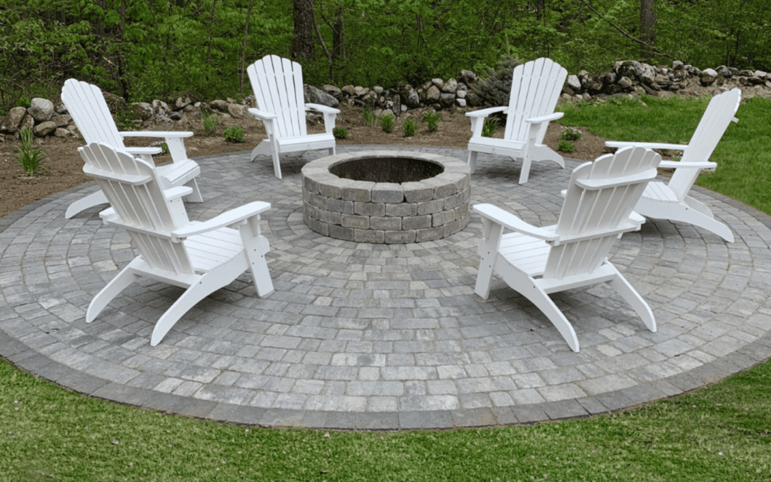Fire pit with chairs