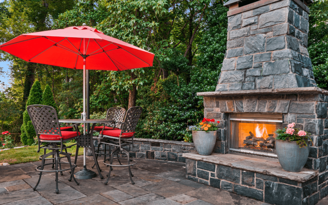 10 Ways to Create Stone Focal Points for Maine Home Exteriors