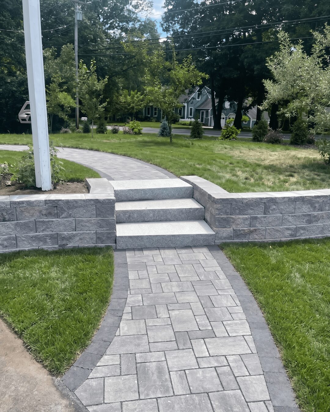 granite-retaining-wall-paver-walkway-steps-maine
