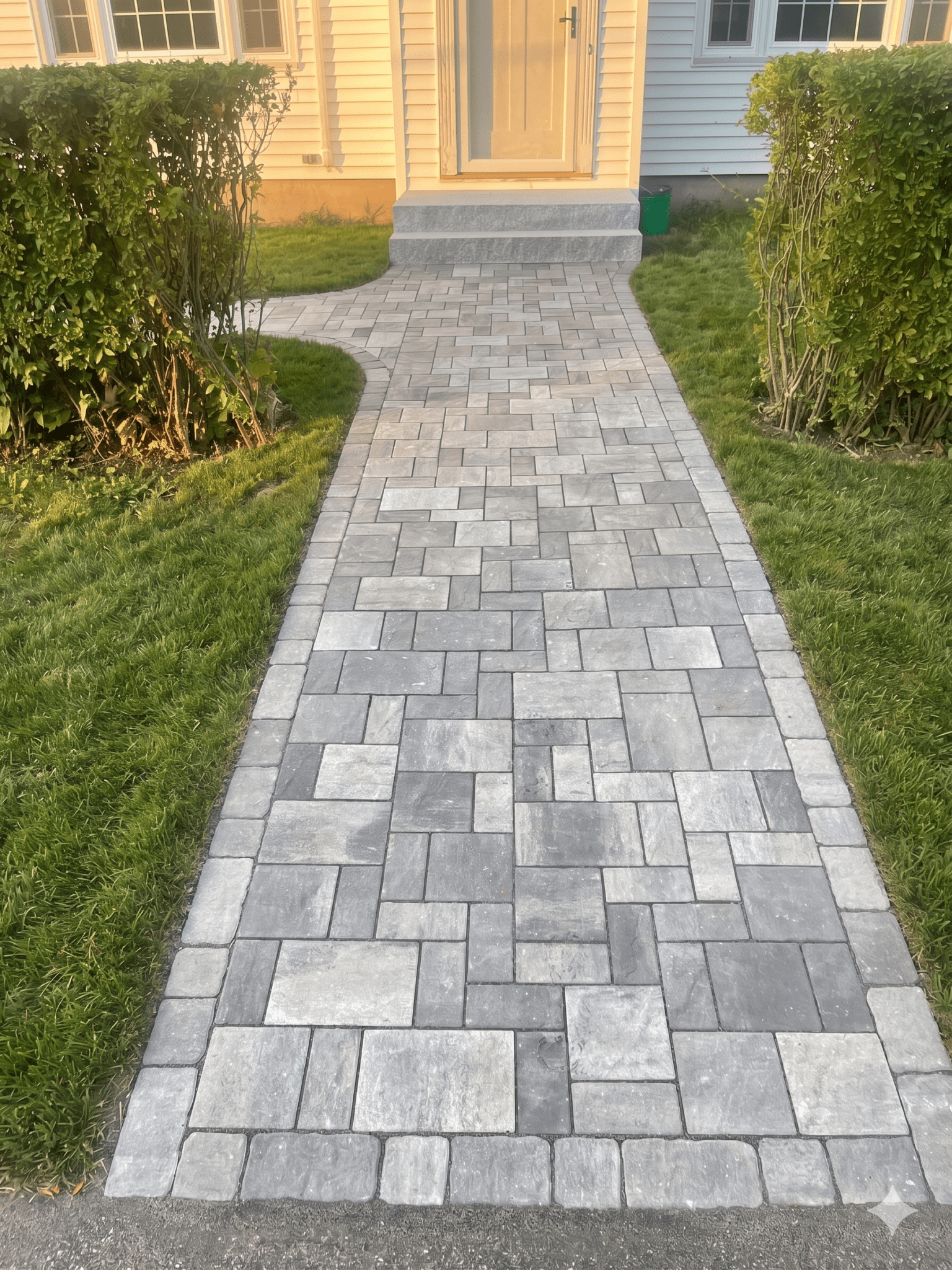 mixed-pattern-gray-paver-front-walkway-granite-steps-maine